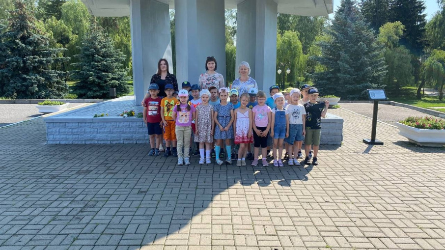 День Воздушно-десантных войск День Воздушно-десантных войск.